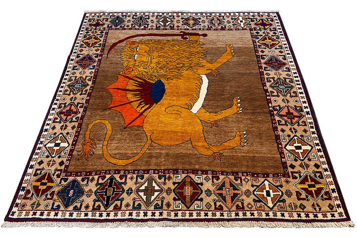 Qashqai exclusive rug 175x166 cm, central lion motif, colorful decorative border