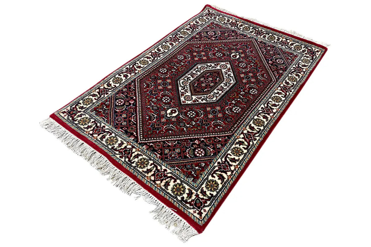Bidjar rug 93x62 cm, angled, red medallion, cream border, fringes
