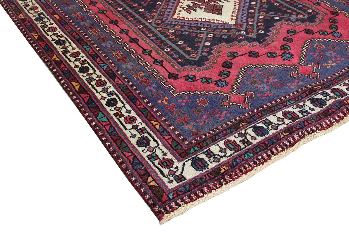 Sirjan rug, blue-red, border ornaments and large medallion area with diamonds
