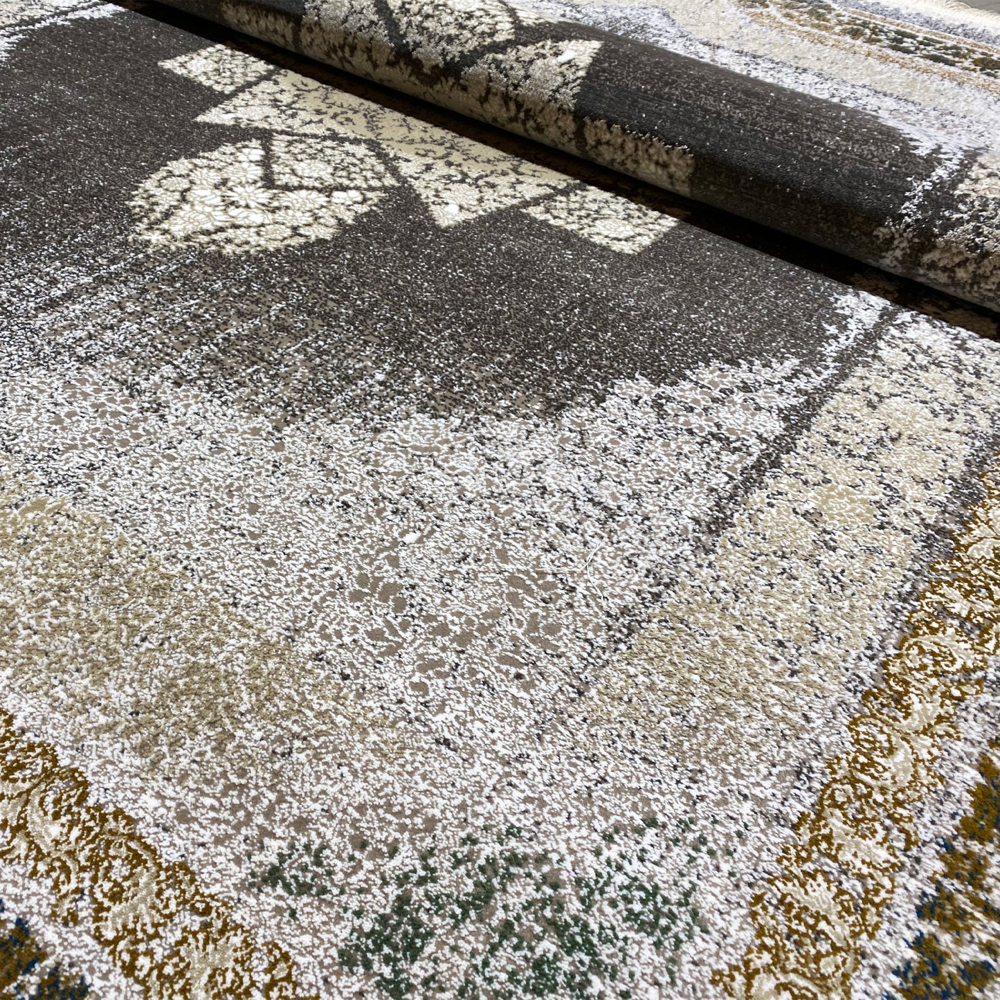 Cream Carpet 170x240cm