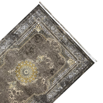 Aged Grandeur 170x240cm