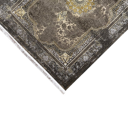 Aged Grandeur 170x240cm