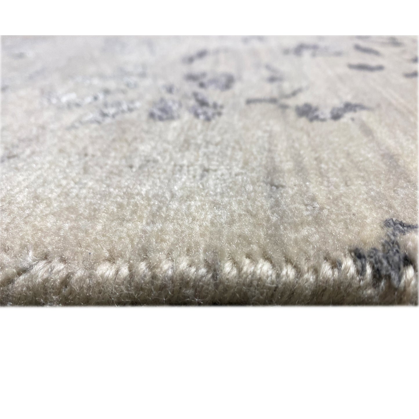 Designer carpet 305x245 cm