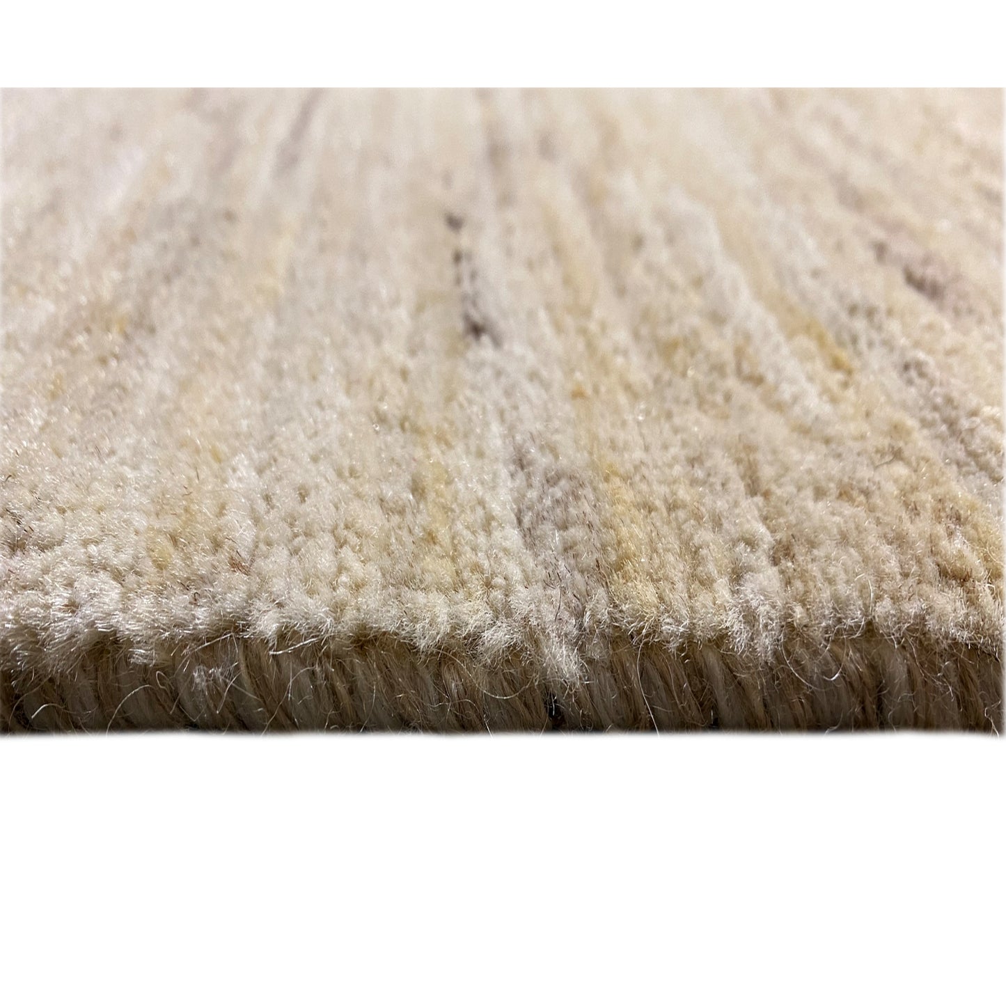 Pflanzengefärbter Teppich Wohnzimmer