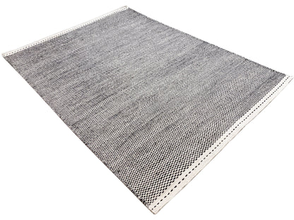 Black Kelim Rug - 160x230 cm
