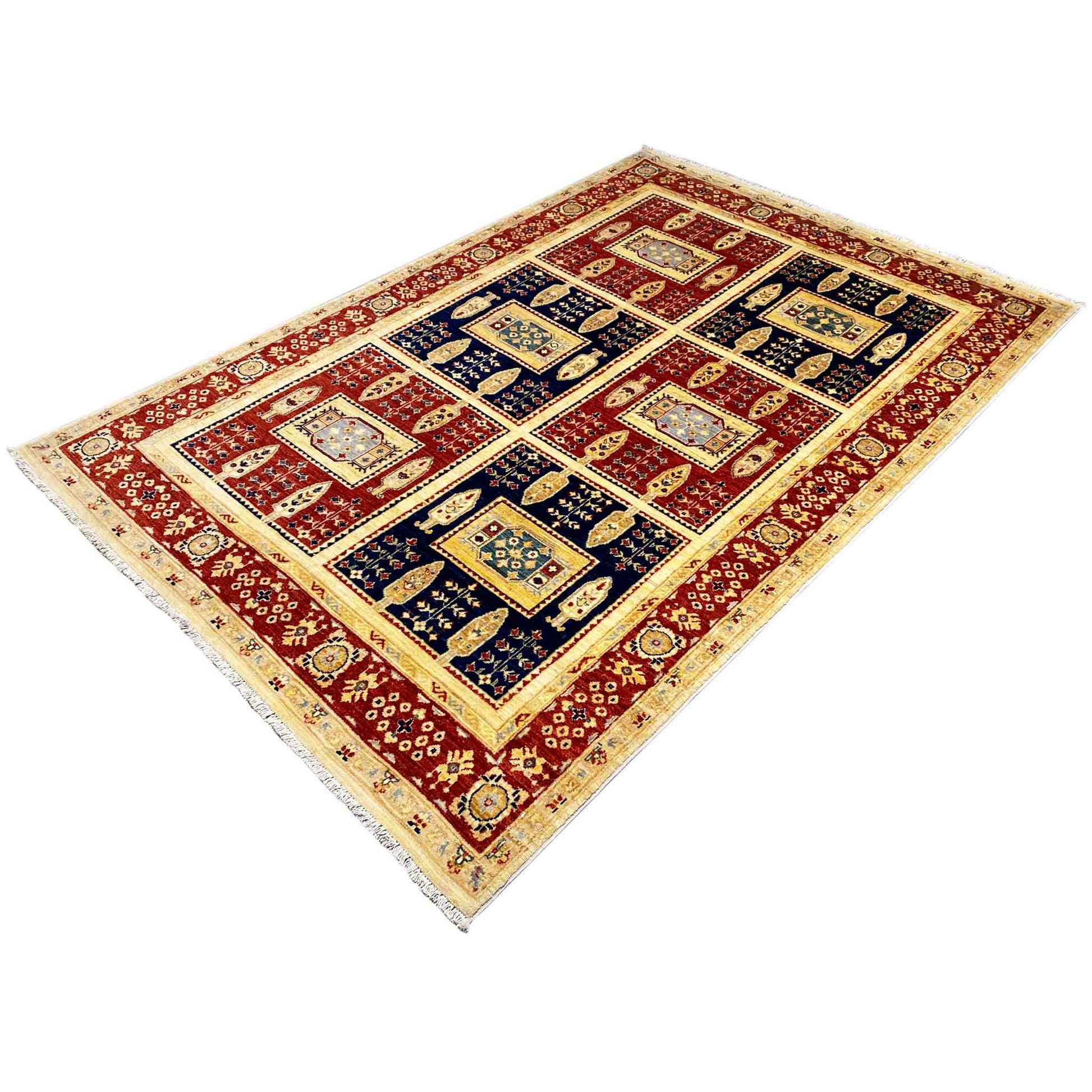 Khorjin-Teppich - Kräftiges geometrisches Design & rustikaler Charme, 243x168 cm - German Carpet Shop