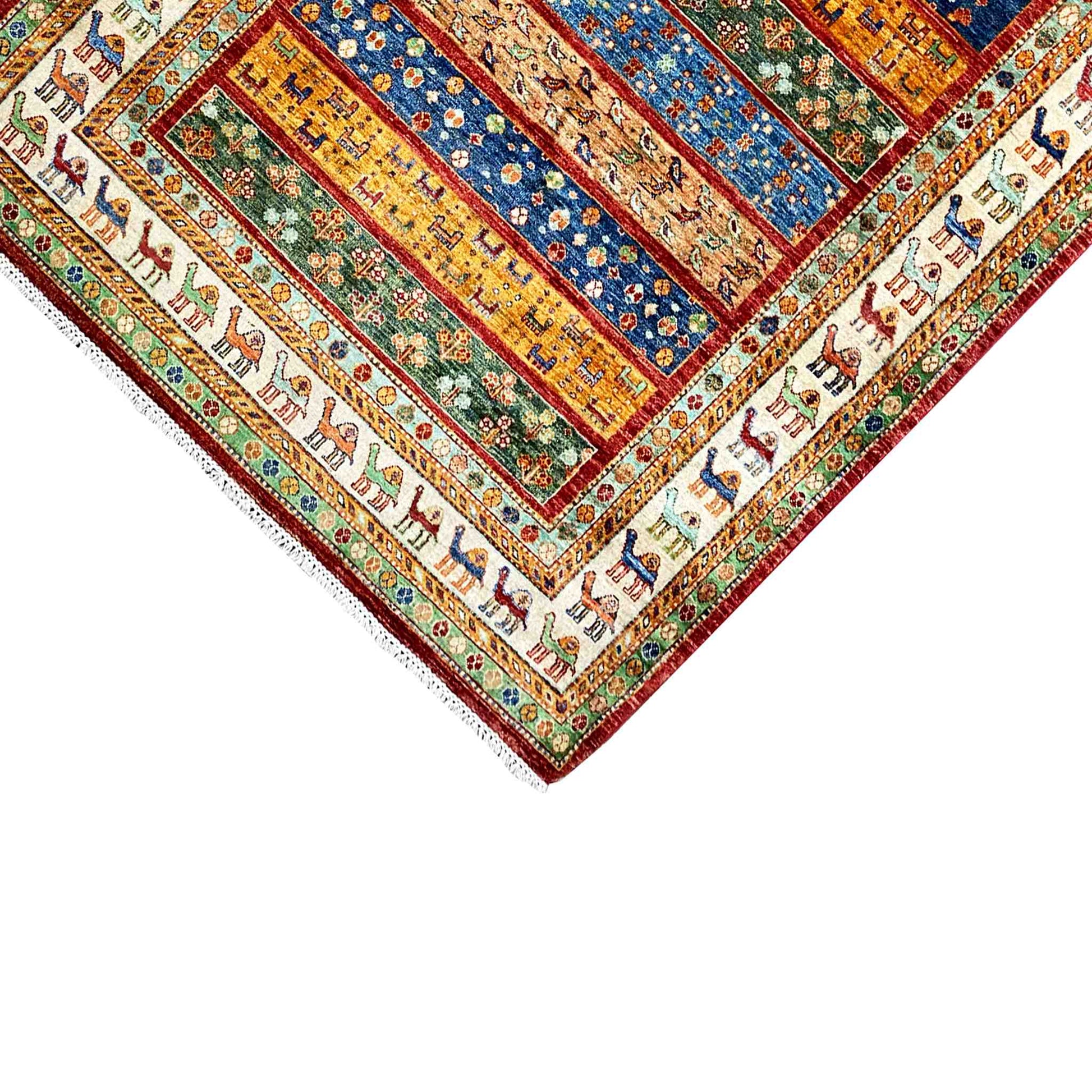 Khorjin-Teppich - Kamelmotiv & Stammesstreifen, 203x153 cm - German Carpet Shop