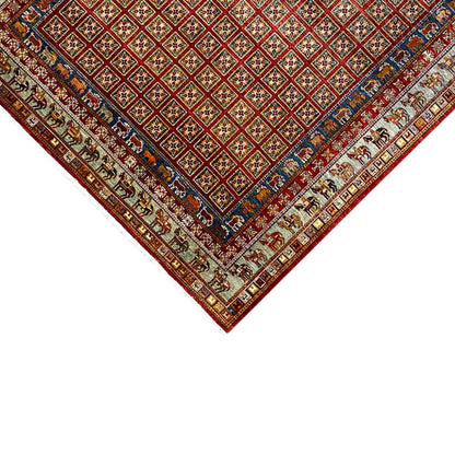 Khorjin Teppich - Geometrisches Paneel, Reiches Rot & Stammesbordüren, 285x258 cm - German Carpet Shop