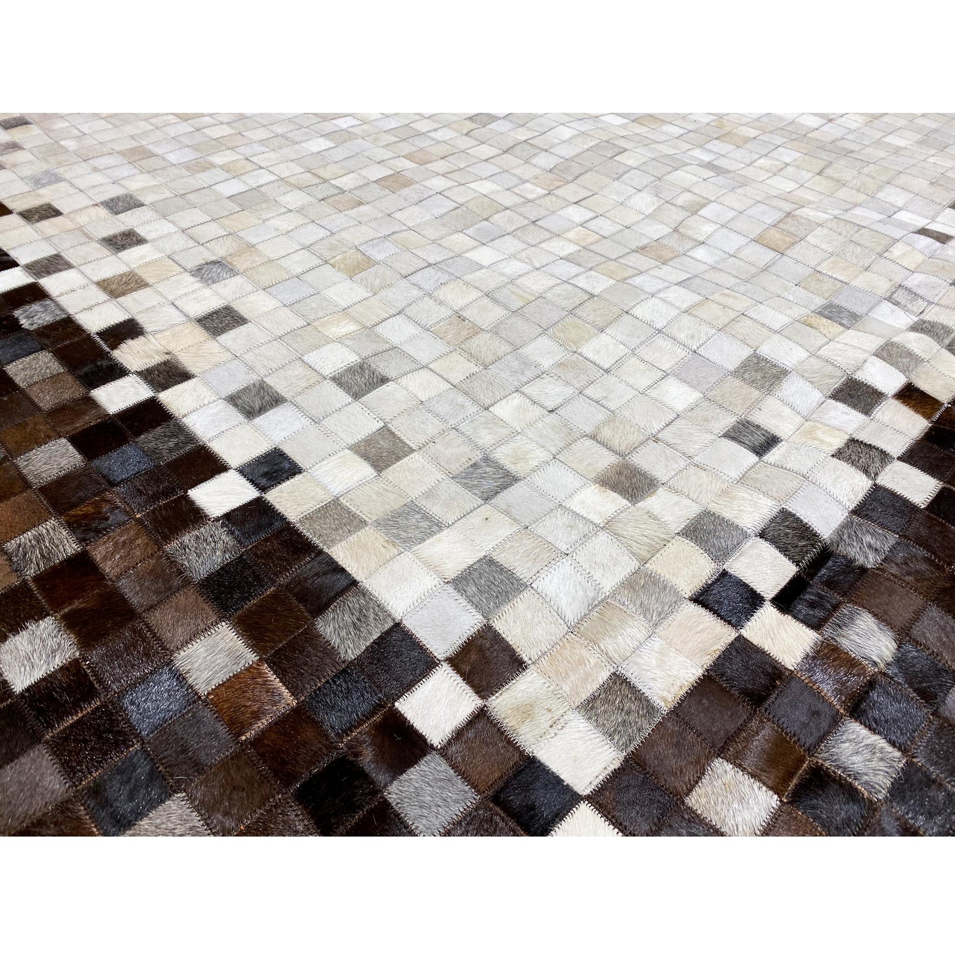 Handgefertigter Kalbslederteppich – Geometrisches Mosaikdesign, 300x203 cm - German Carpet Shop