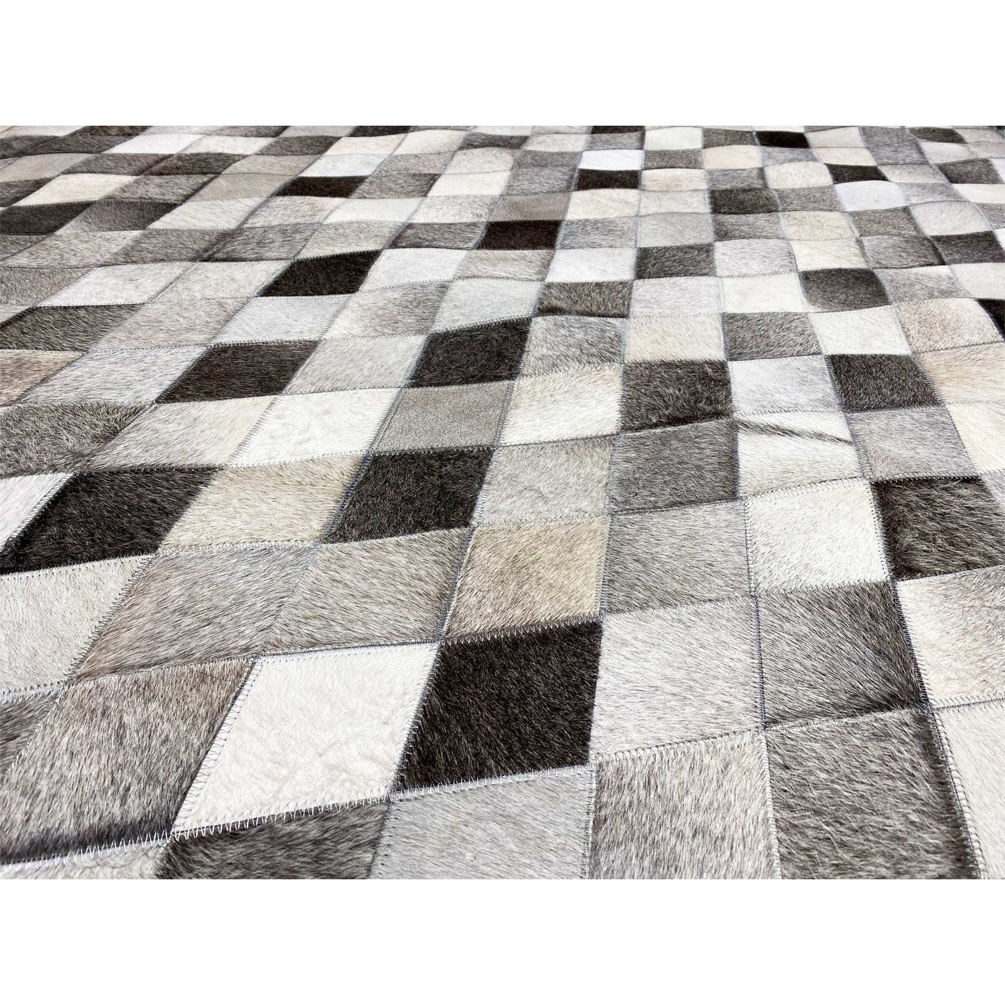 Diamant Kalbsleder Teppich 246x150 cm - German Carpet Shop