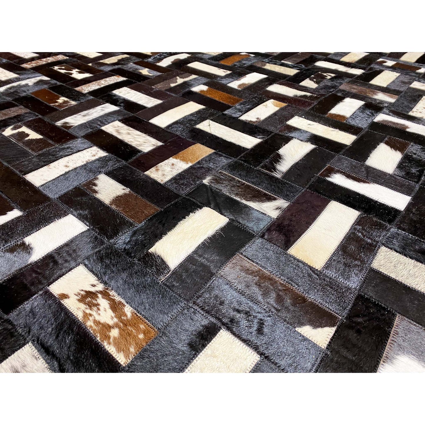 Geometrischer Kalbslederteppich 160x248 cm - German Carpet Shop