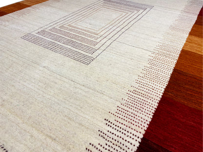 Loom Luri Rug - 242x170 cm