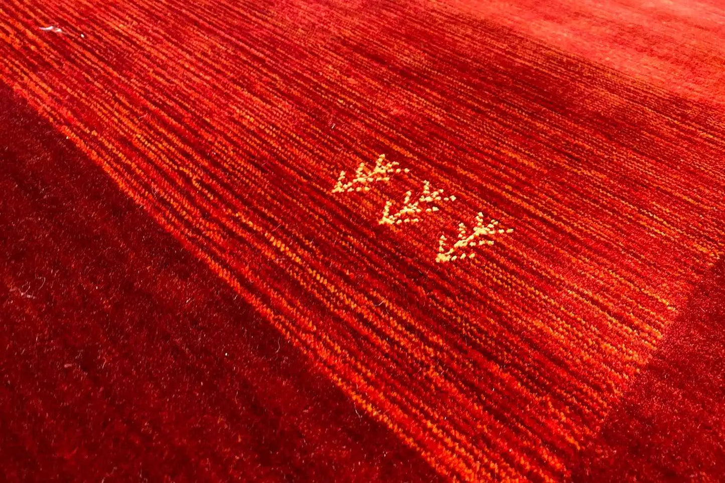 Gabbeh - Loom (242x175 cm) - German Carpet Shop