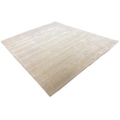 Loom Luri Carpet - 302x252 cm