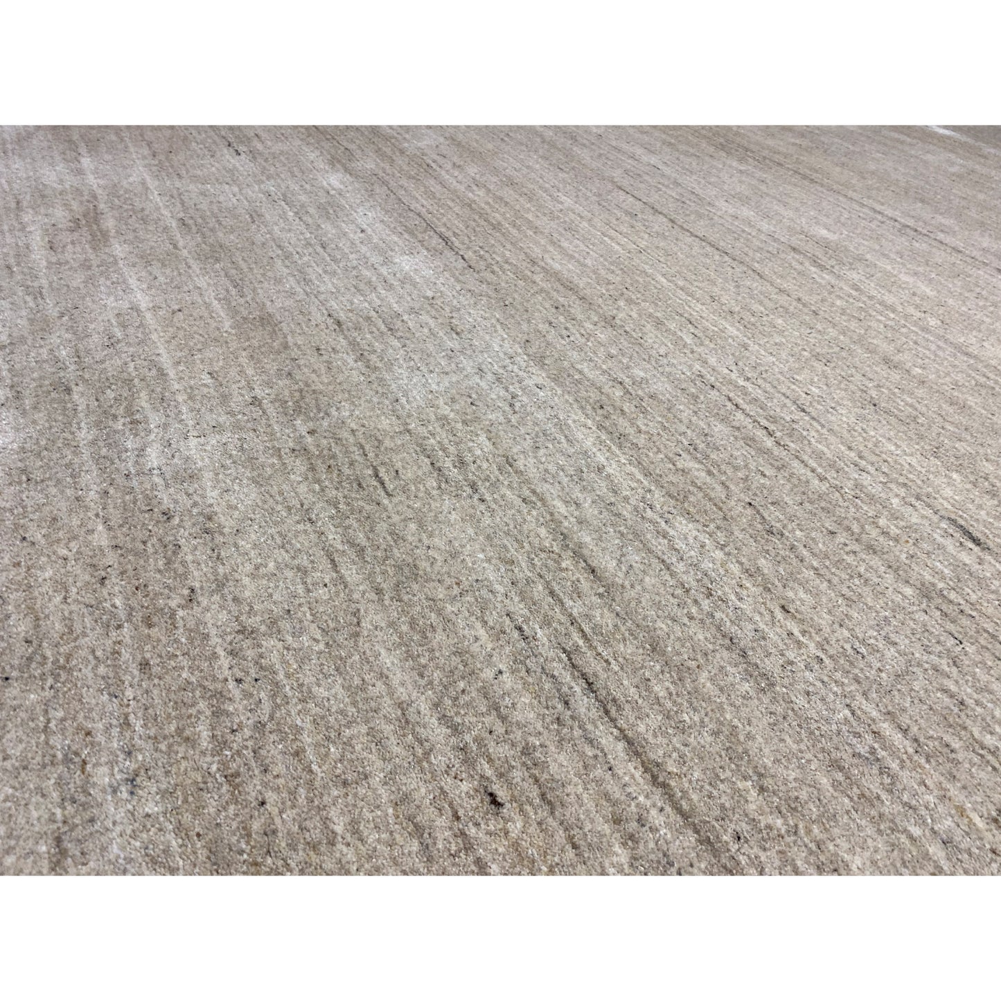 Loom Luri Carpet - 242x172 cm