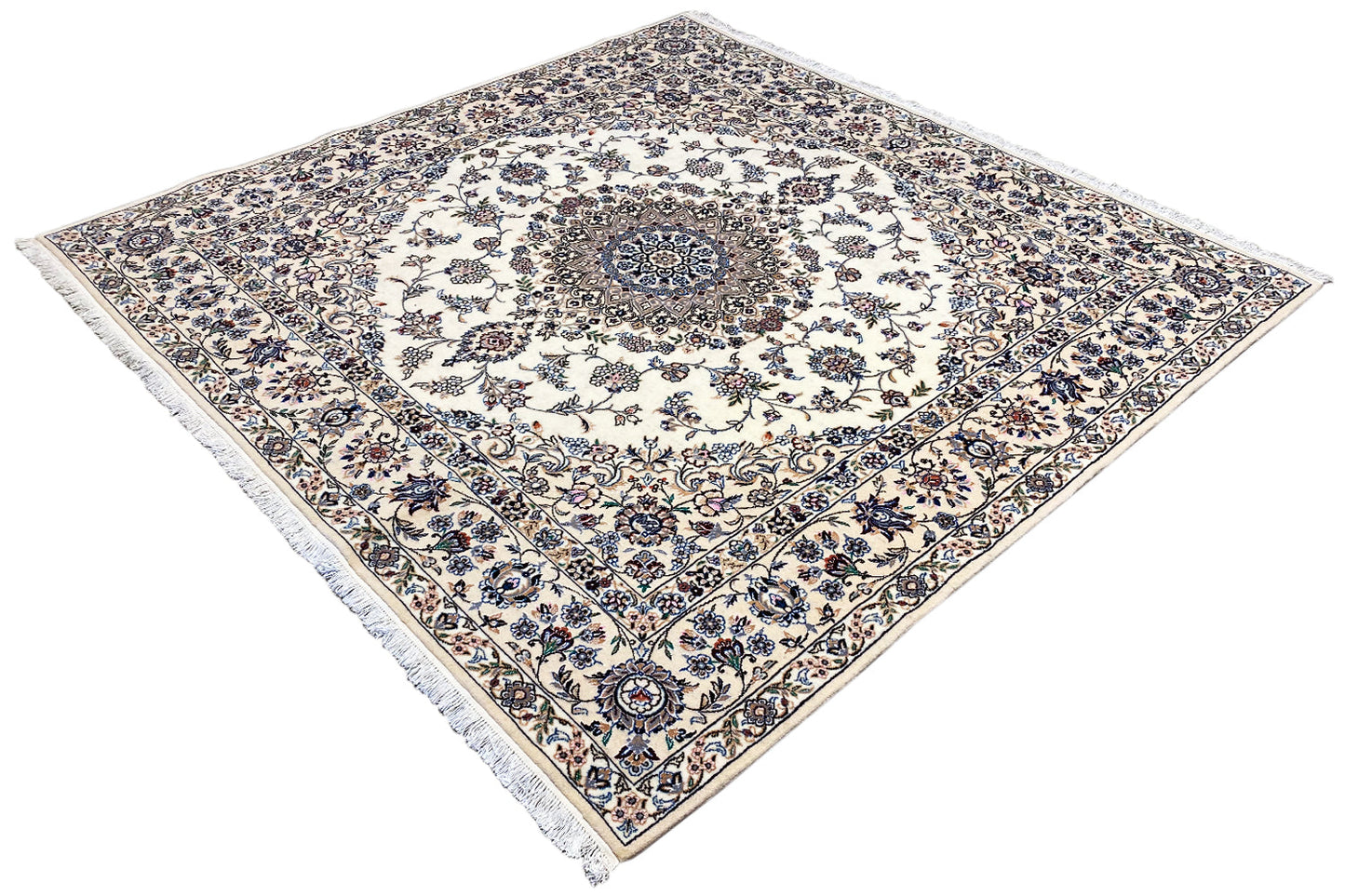 Nain Teppich (200x210cm) - German Carpet Shop