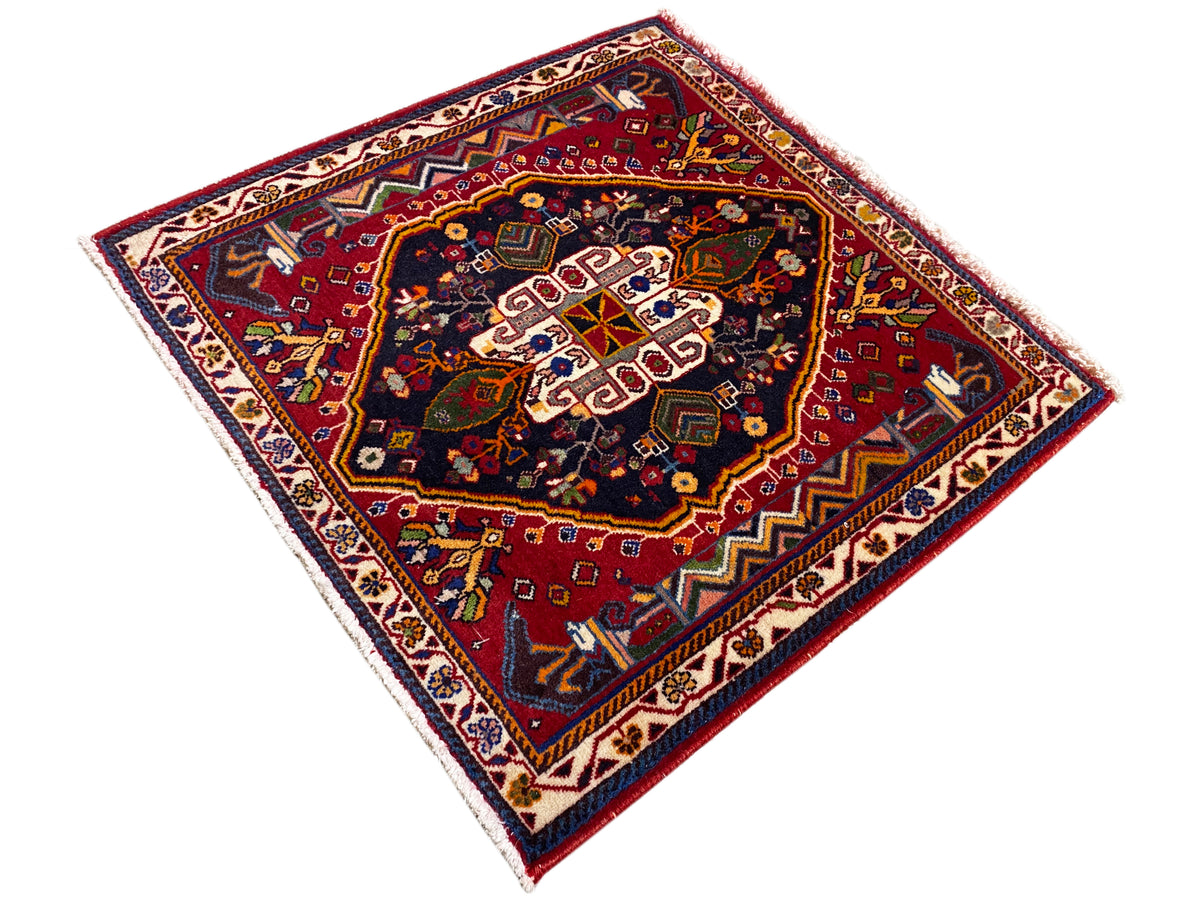 Poshti rug (67×67 cm) diagonal: red background, dark center with white patterns
