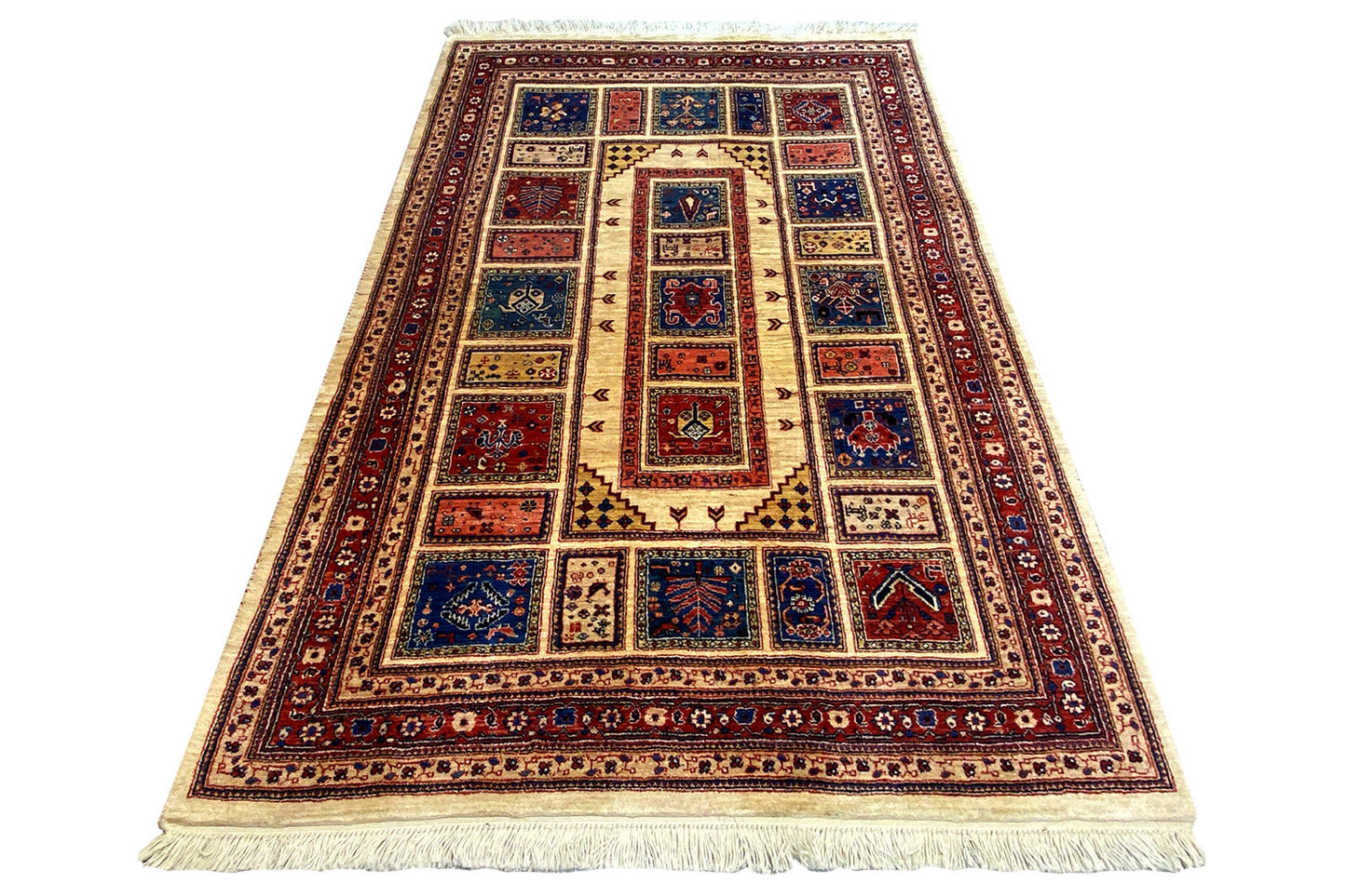Qashqai - Klassisch (198x139 cm) - German Carpet Shop