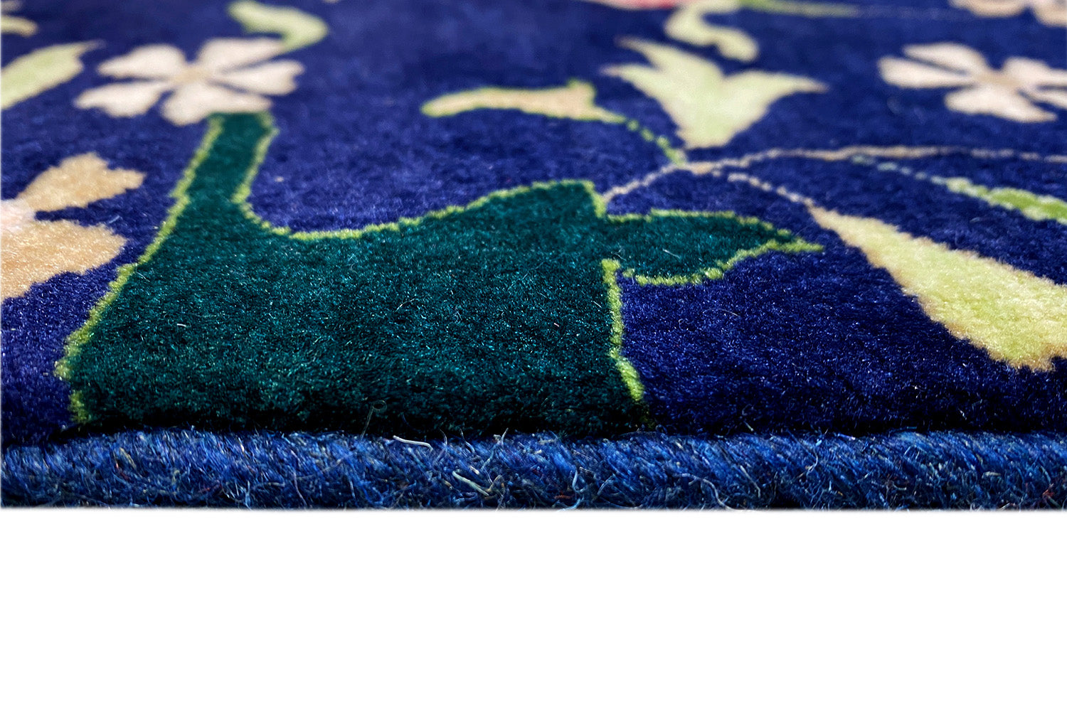 Qashqai Exklusiv (62x61cm) - German Carpet Shop