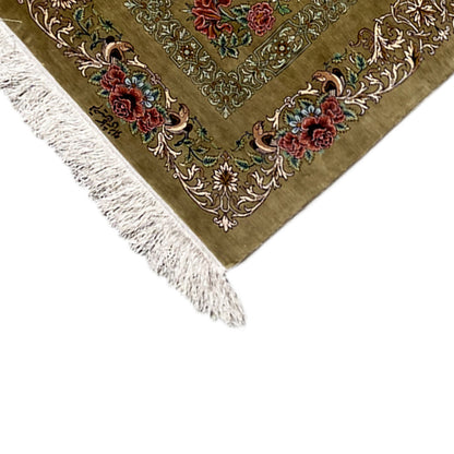 Ghom Silk Carpet - 904736 (195x53 cm)