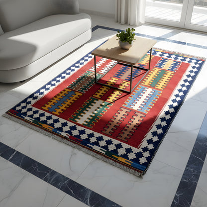 Wohnzimmer Traditioneller Kelim Teppich Qashqai mit geometrischem Blockmuster in Rot