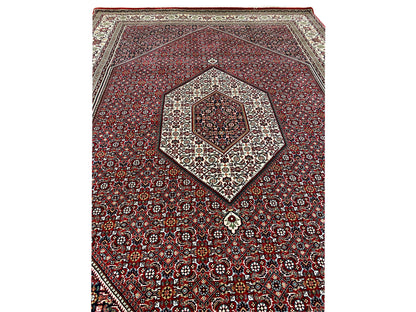 Original Bidjar Teppich aus Wolle in Rot mit zentralem Medaillon