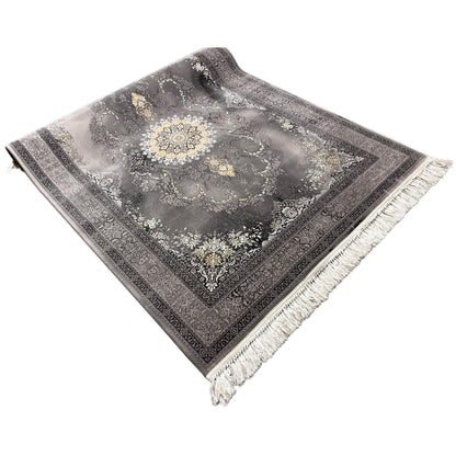 Detailansicht des Medaillon-Musters auf dem grauen Teppich, 100% Polypropylen