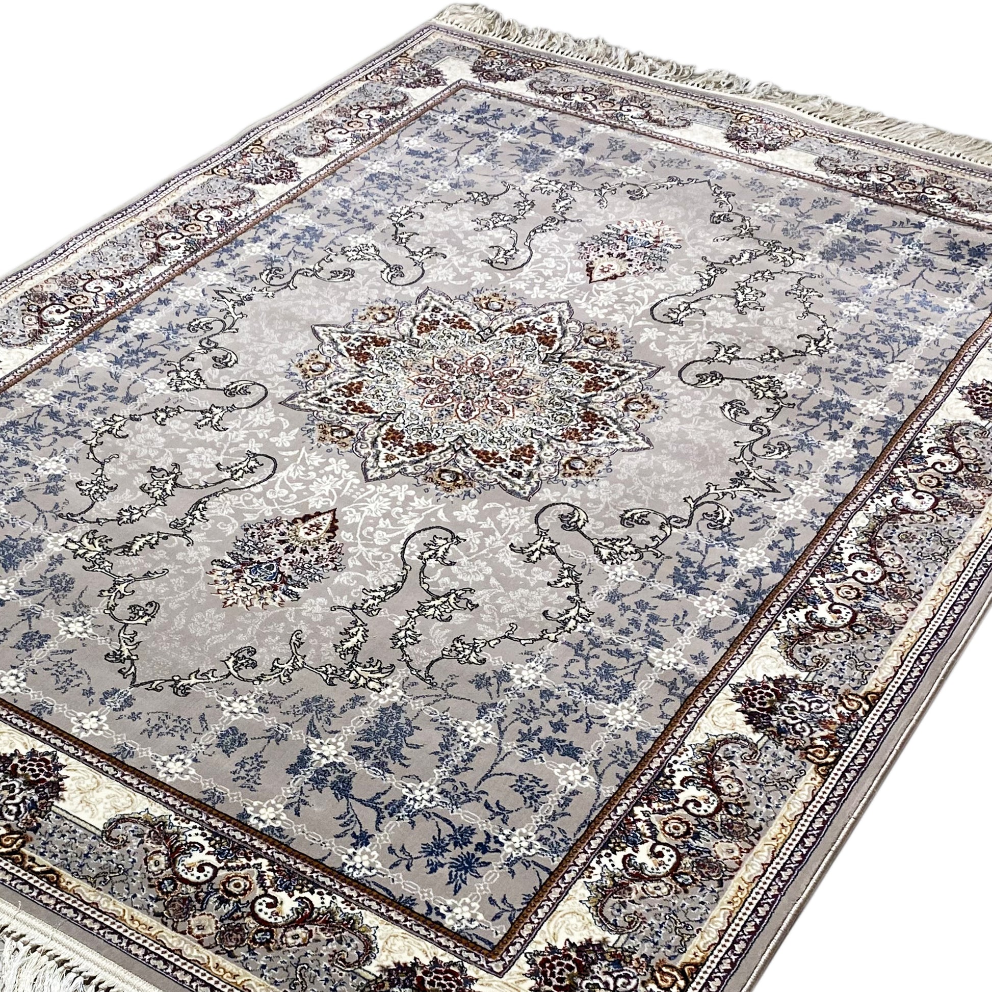 Kurzflor-Webteppich mit traditionellem Muster in gedämpften Farben für ein gemütliches Ambiente