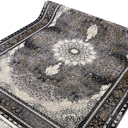 Pflegeleichter maschinengefertigter Teppich, schwarz grau Polypropylen, traditionelles Muster, Nutzung im Familienzimmer.