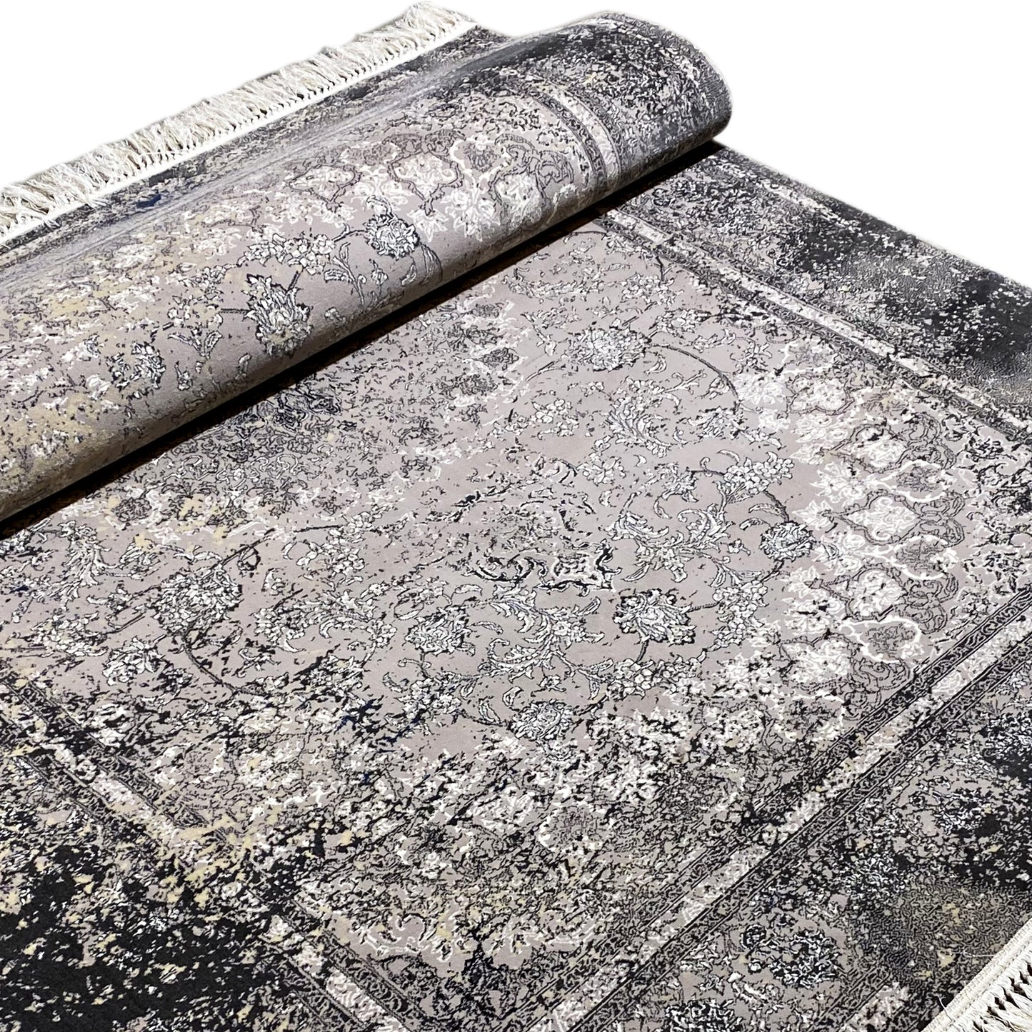 Großer Flächenteppich, 160x230 cm Größe, maschinengefertigt, Dunkelgrau mit Vintage-Akzenten in Schwarz.