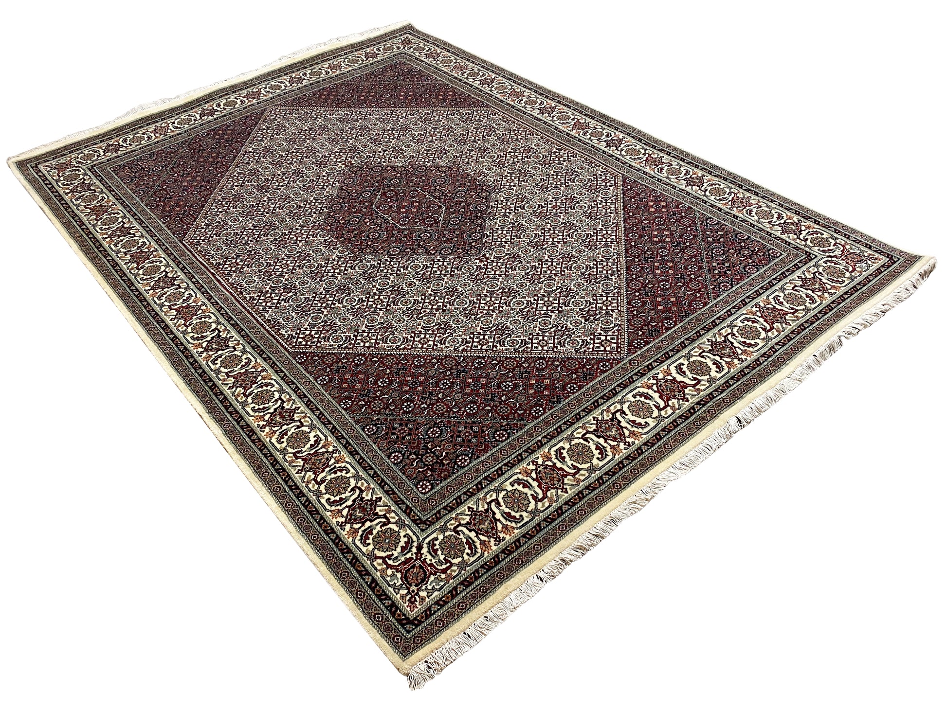 Bidjar Teppich 295x249 cm in Rot-Creme, robuster Perserteppich
