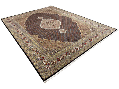 Indo Tabriz Teppich braun handgemacht mit elegantem Medaillon und Bordüre 348x253 cm