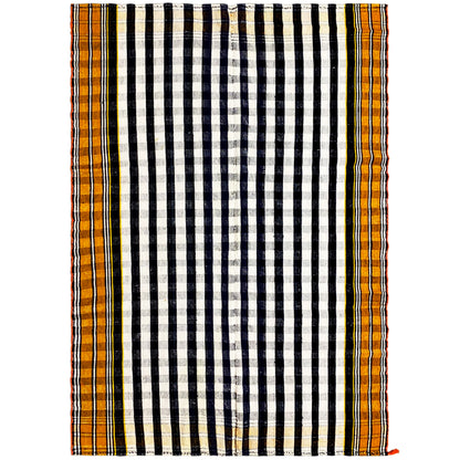 Wohnzimmer handgewebter Jajim Teppich in Schwarz-Weiß mit traditionellem Karomuster