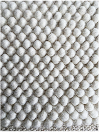 Loom Loop Carpet 240x170 cm