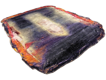 Zeitgenössischer Wohnteppich in Lila mit dezentem Rot