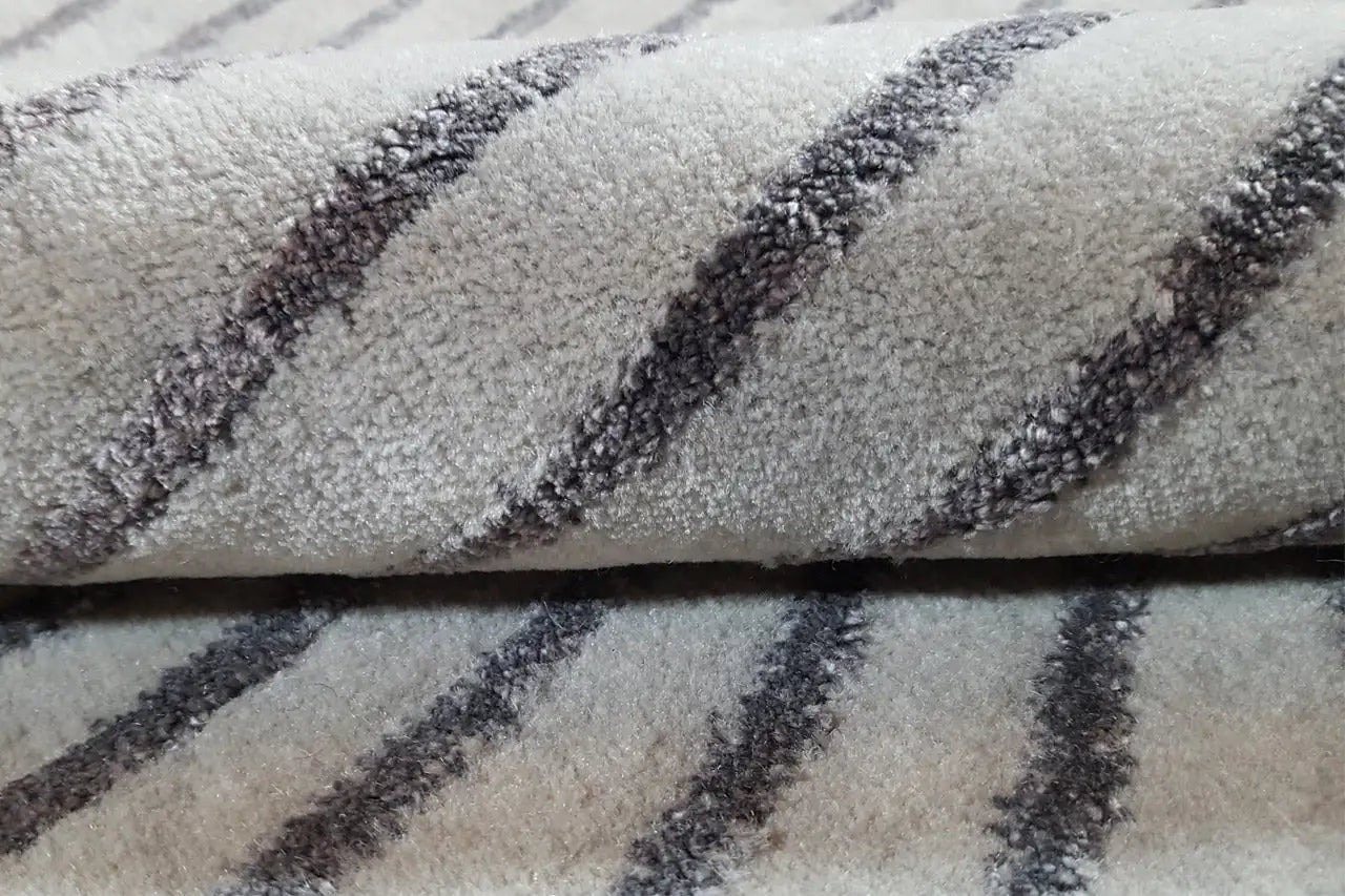 Designer Rug by Pascal Walter - Lines (209x152 cm) - German Carpet Shop