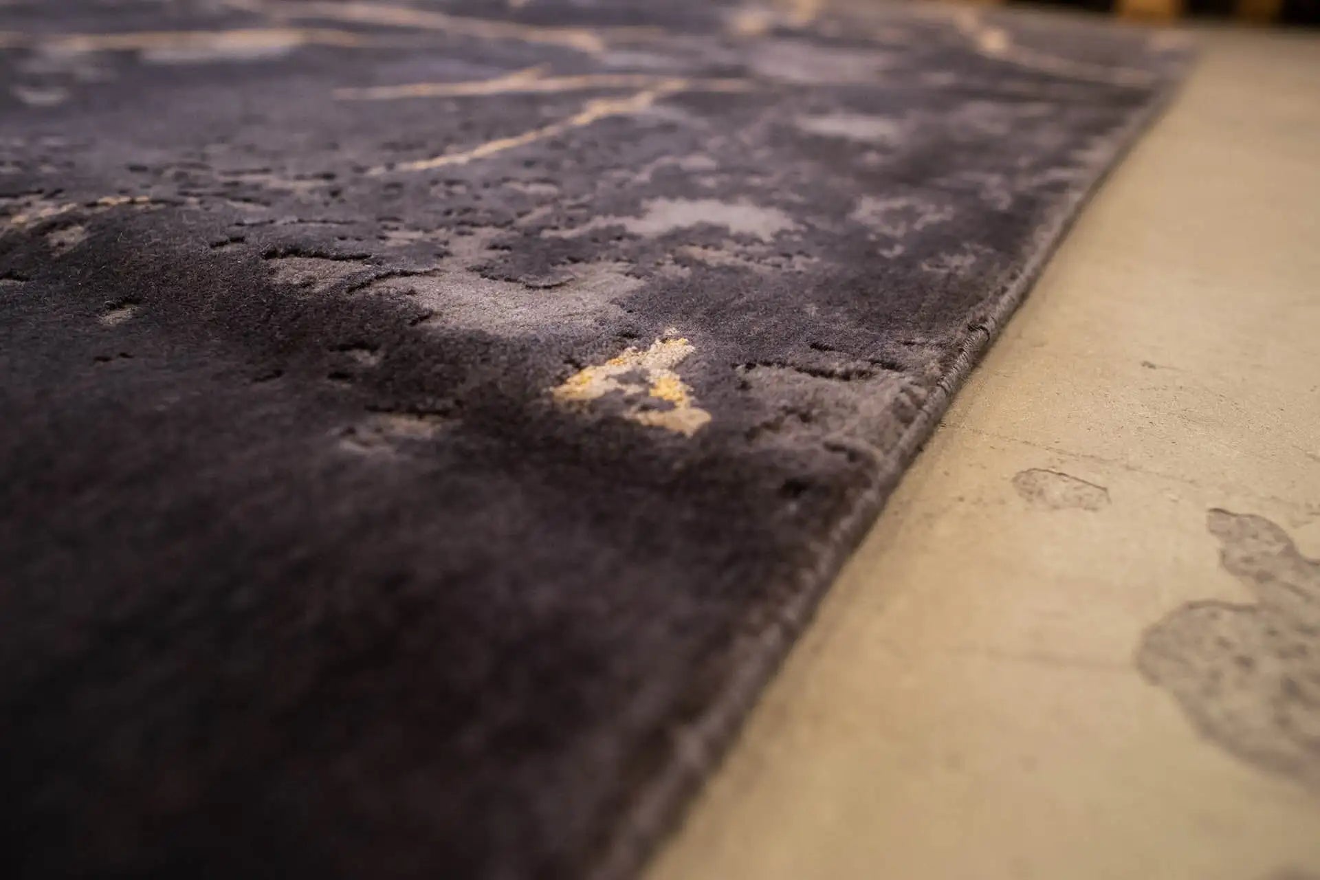 Designer Rug by Pascal Walter - Marble Black (307x253 cm) - German Carpet Shop