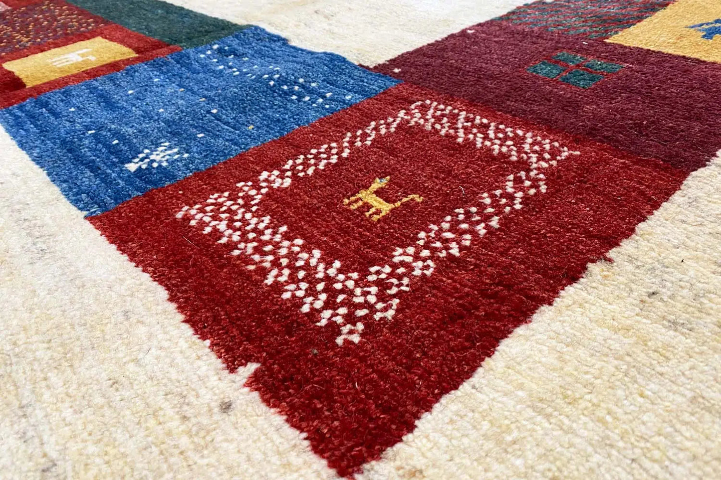 Gabbeh - (305x200cm) - German Carpet Shop