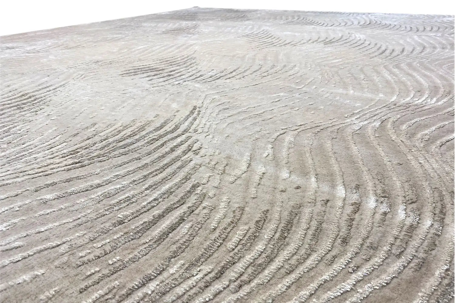 Designer Rug by Pascal Walter - Waves (307x252 cm) - German Carpet Shop