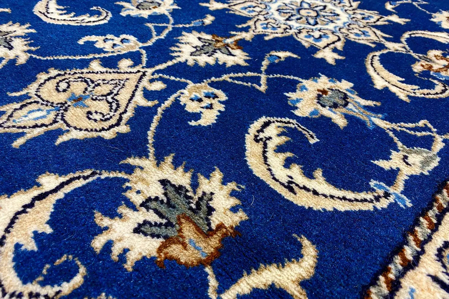 Nain (135x68cm) - German Carpet Shop