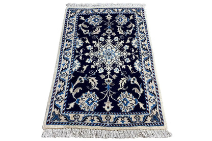 Nain (90x61cm) - German Carpet Shop