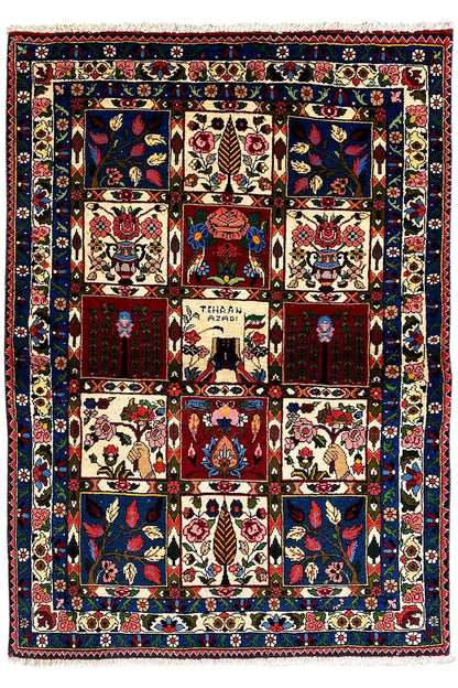Bakhtiari - (137x102 cm) - German Carpet Shop