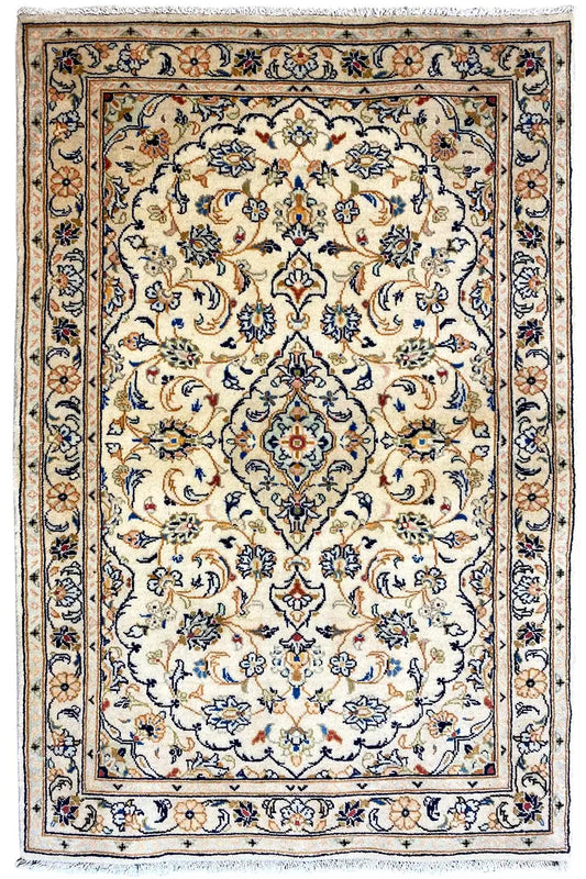 Keshan - Beige (148x98 cm) - German Carpet Shop