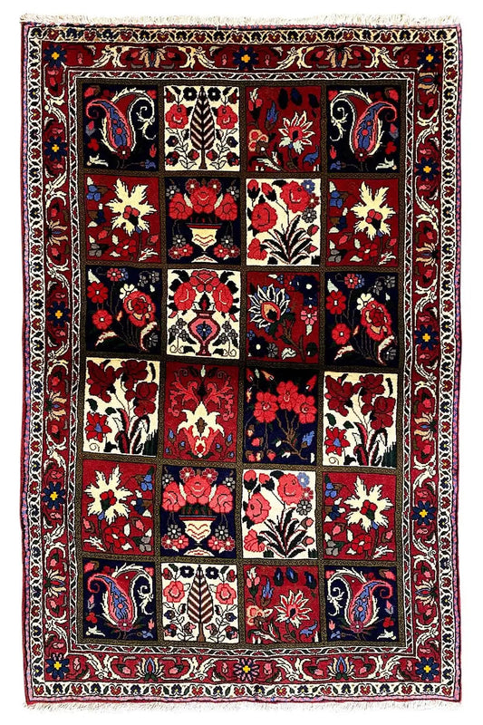 Bakhtiari - (157x106cm) - German Carpet Shop