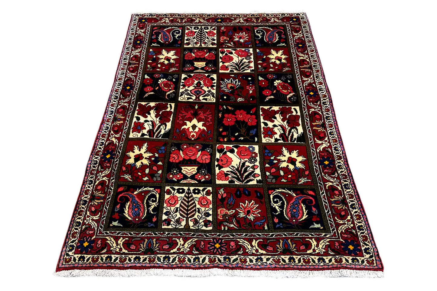 Bakhtiari - (157x106cm) - German Carpet Shop