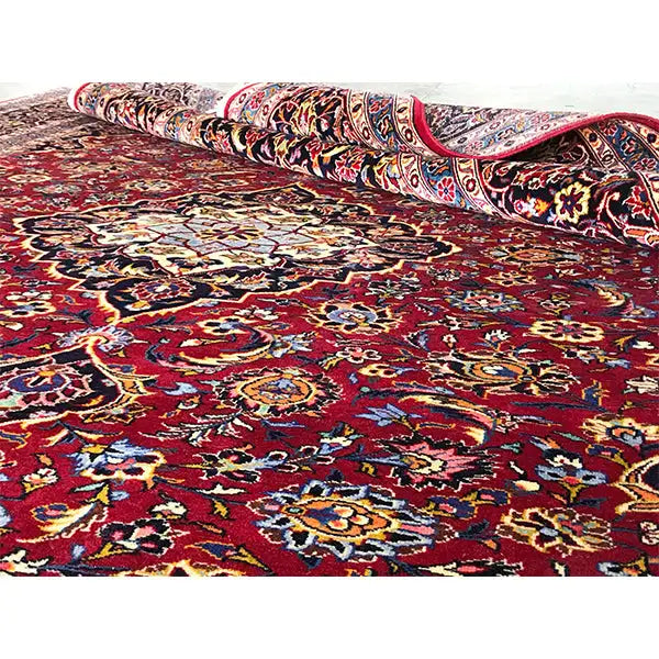 Keshan - Rot (361x248 cm) - German Carpet Shop