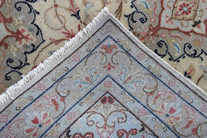 Keshan - Beige (151x96 cm) - German Carpet Shop