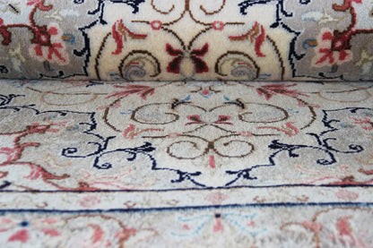 Keshan - Beige (153x105 cm) - German Carpet Shop