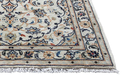 Keshan - Beige (147x103 cm) - German Carpet Shop