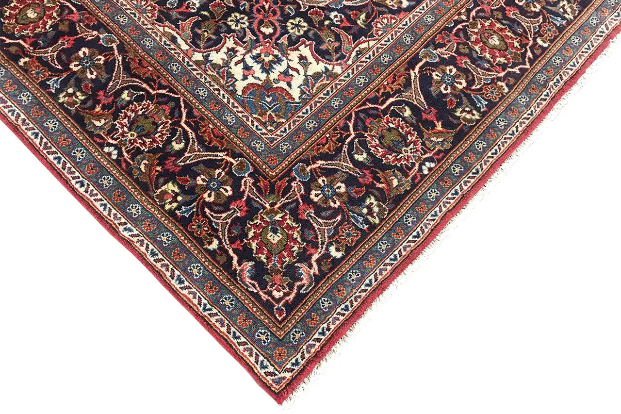 Keshan - Rot (325x197 cm) - German Carpet Shop